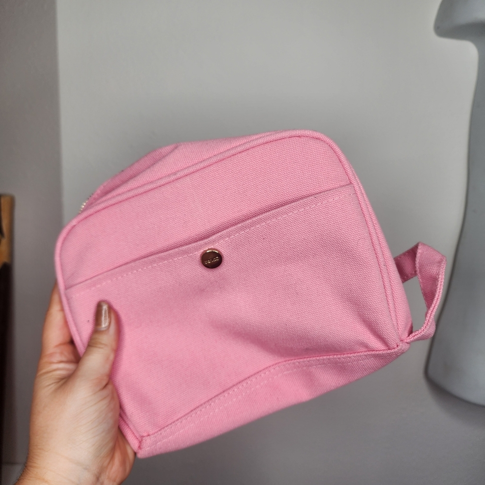 GETAWAY TOILETRIES BAG - AVAILABLE FOR WEEKENDS Pink - Picture 4 of 6